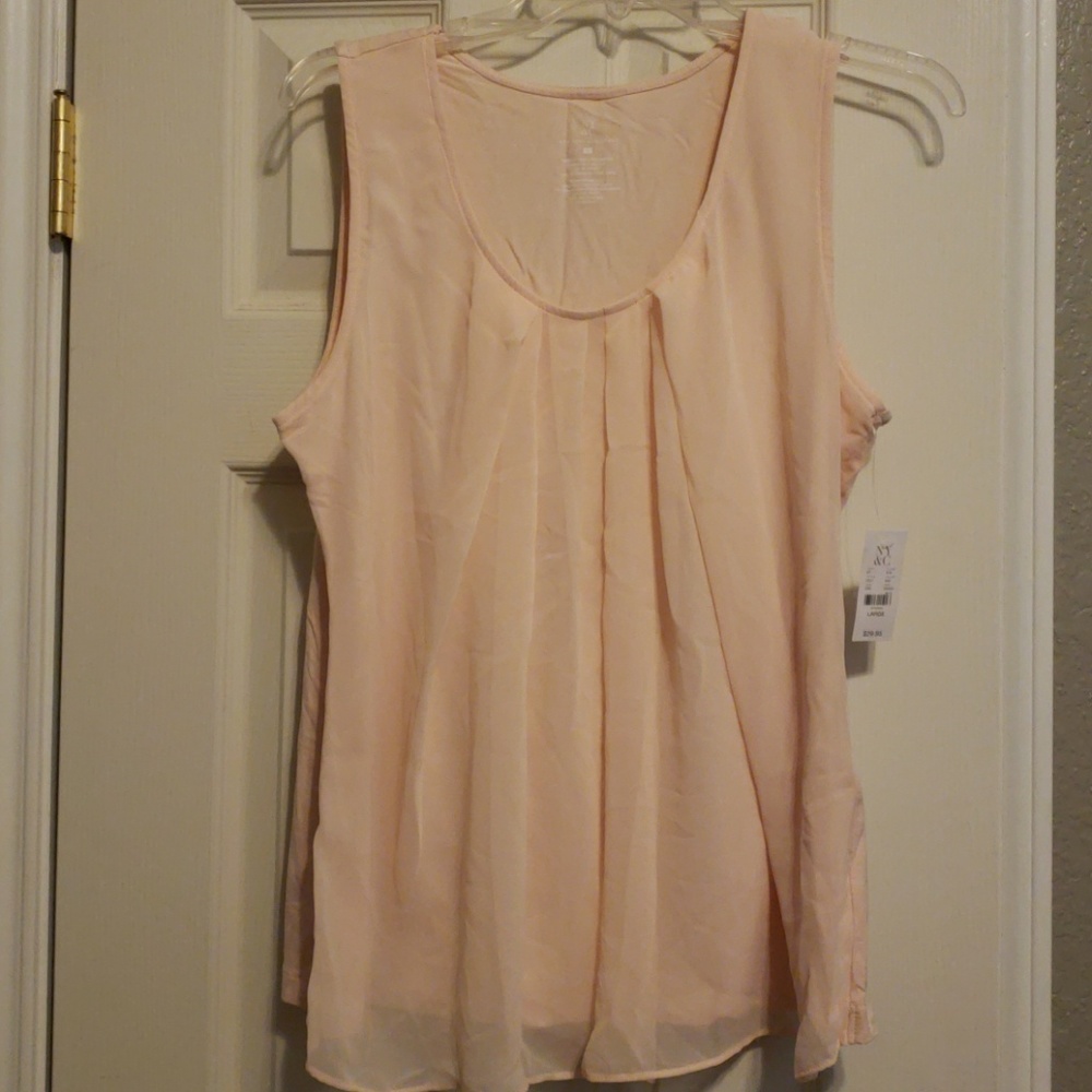 NY&C sleeveless light pink shirt